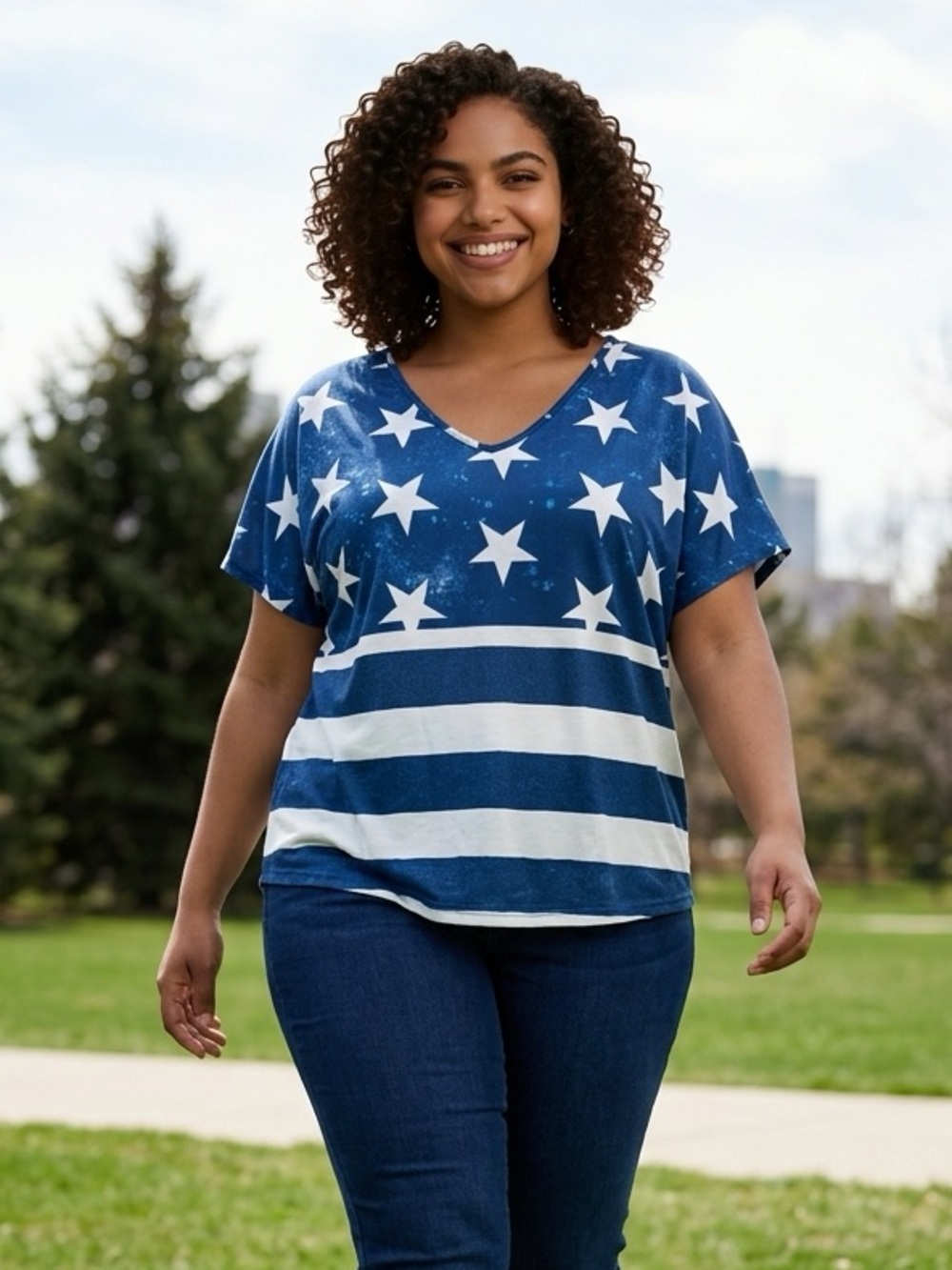 NWT BloomChic Plus Size Stars & Stripes Short Sleeve V Neck Top Shirt - Size 1XL